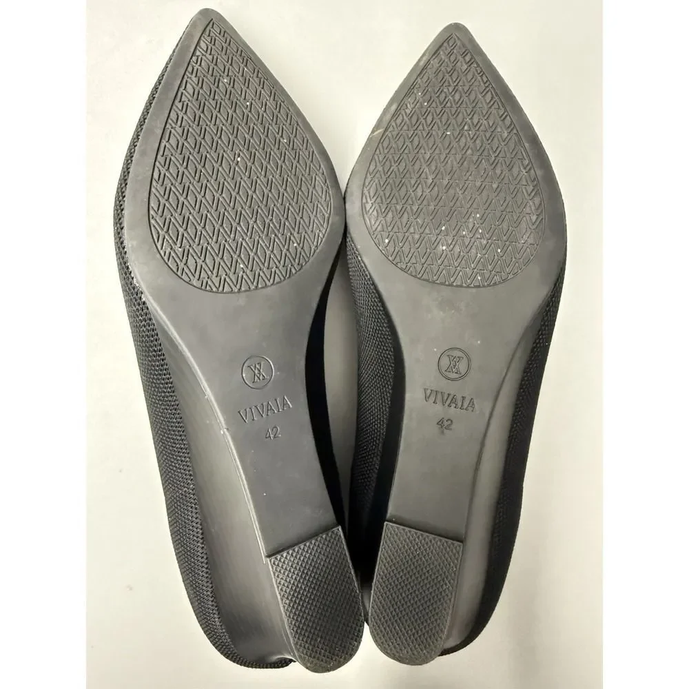 VIVAIA Aria Pointed-Toe Wedge Heels – Black – Size 10.5